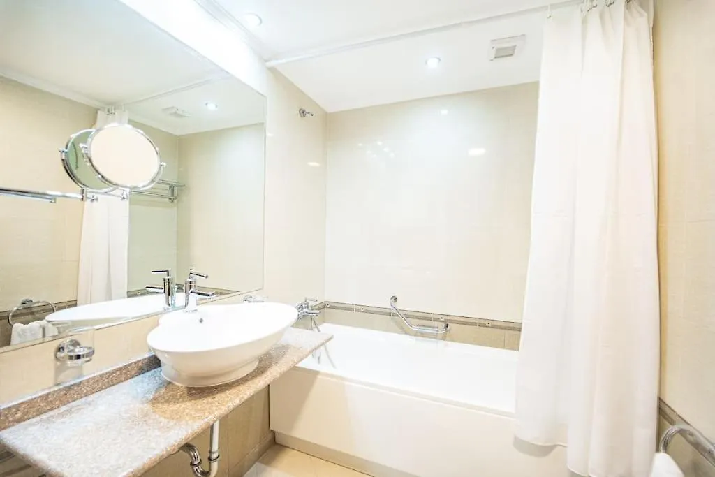 Apartment Host2U Slope-Side Home By The Gondola Bansko