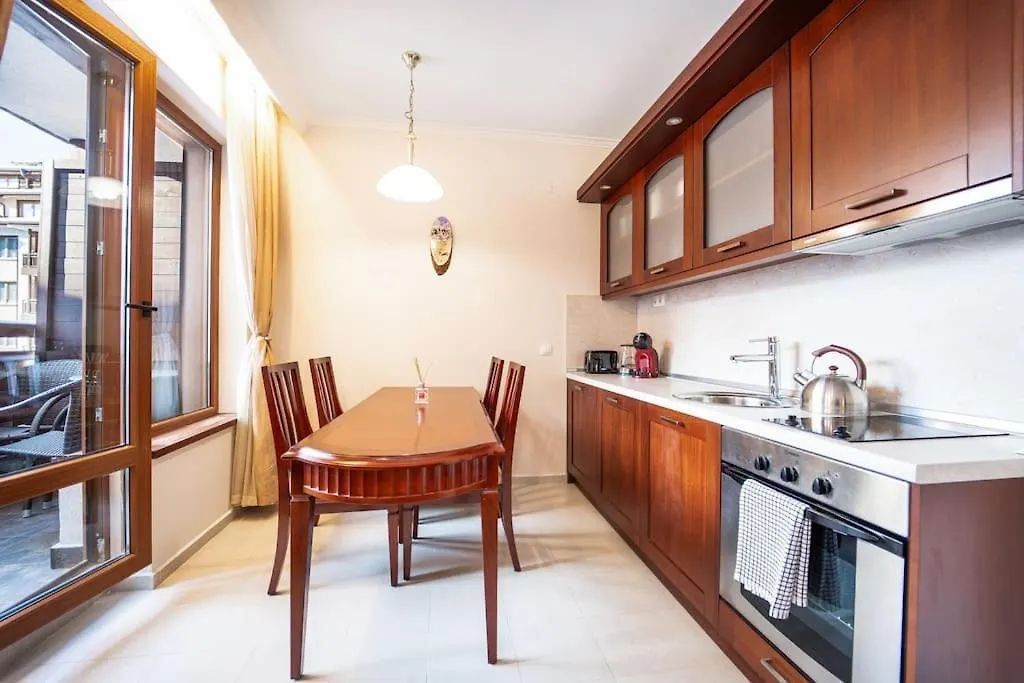 Host2U Slope-Side Home By The Gondola Bansko Bulgarien